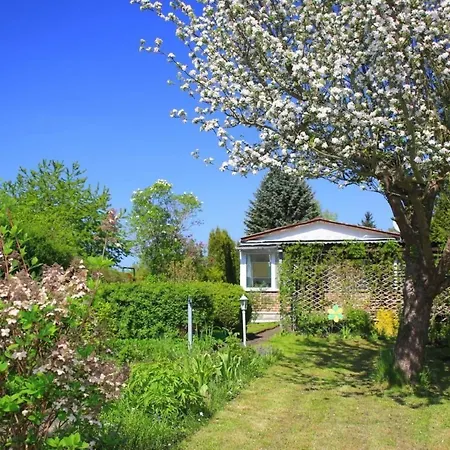 Сasa de vacaciones In Mit Schoenem Garten By Interhome Storkow (Mark)