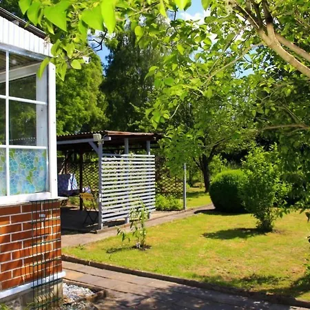 Holiday home In Mit Schoenem Garten By Interhome *